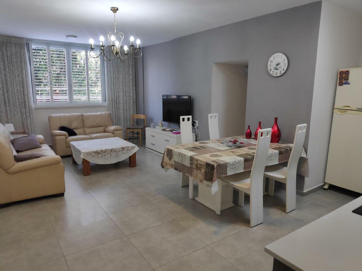 Herzliya Center Apartments Екстериор снимка